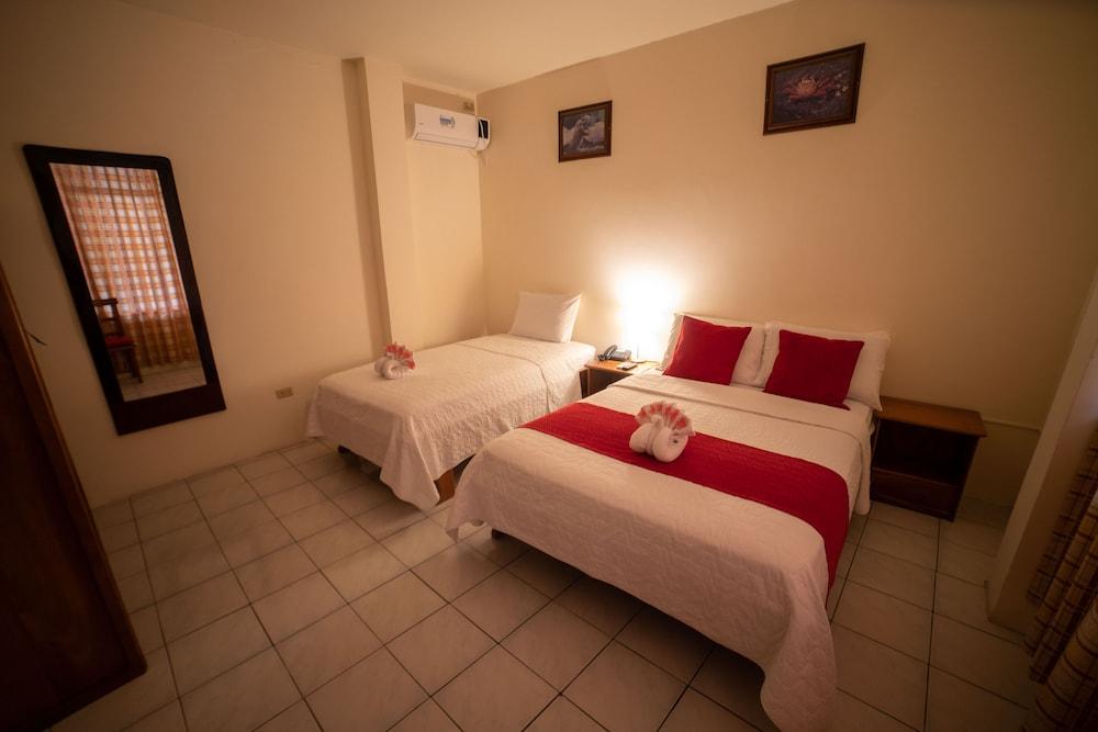 Hotel Red Booby Puerto Ayora  Exterior foto