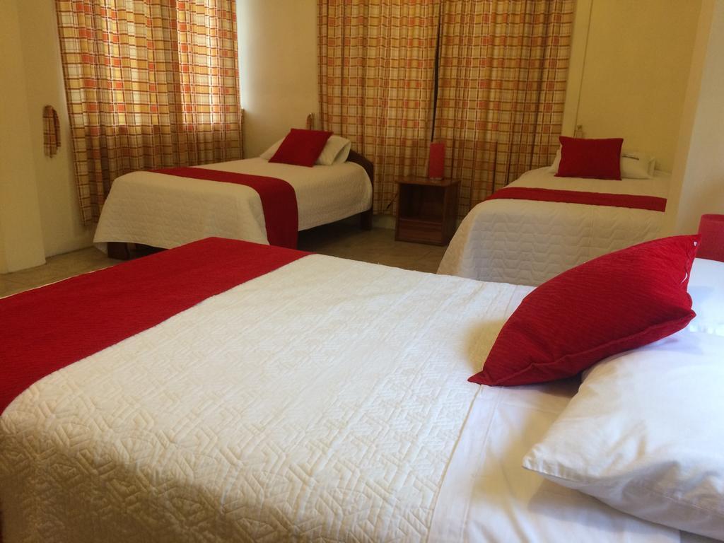 Hotel Red Booby Puerto Ayora  Habitación foto
